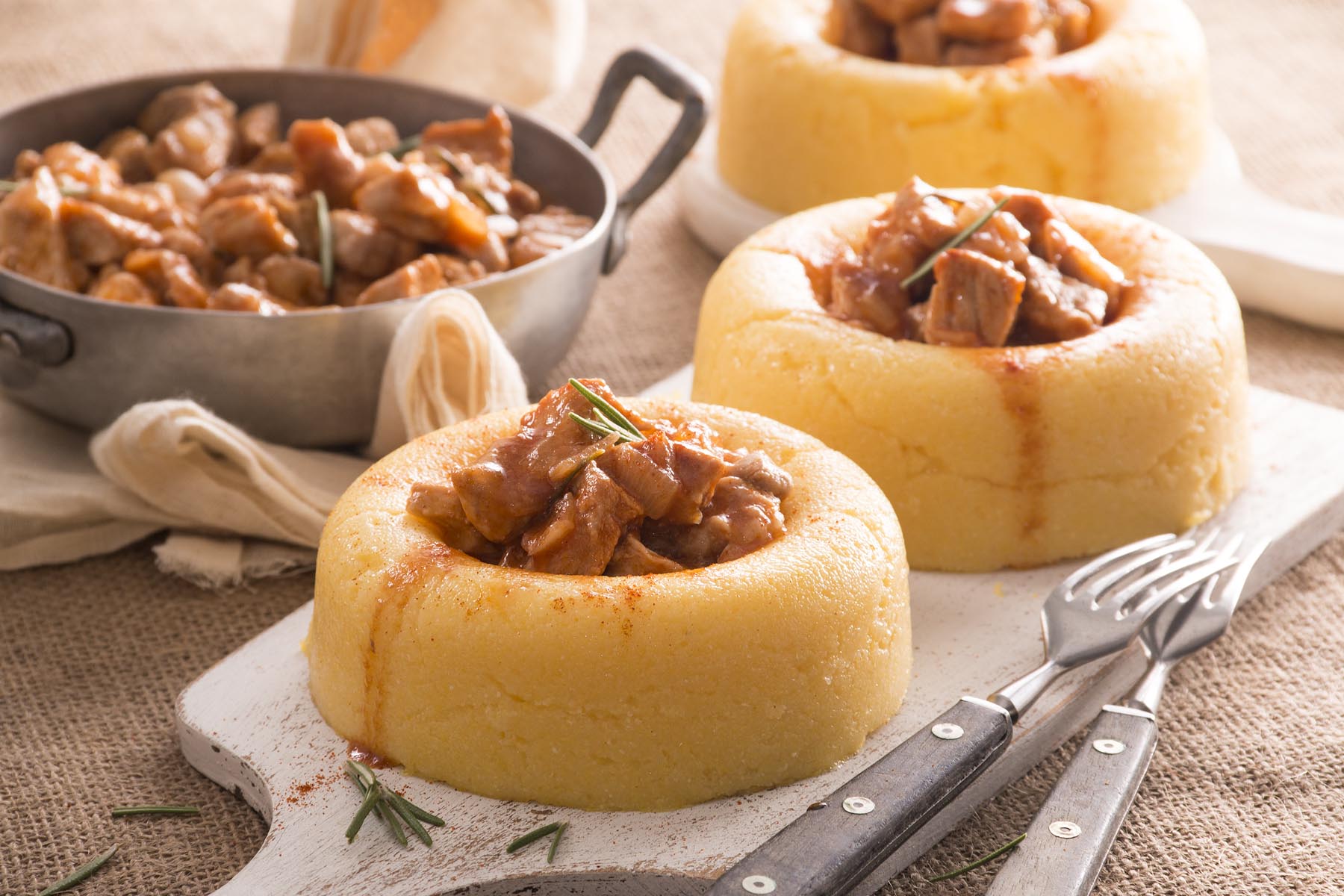 Polenta with pork stew - Ricetta - Polenta Valsugana