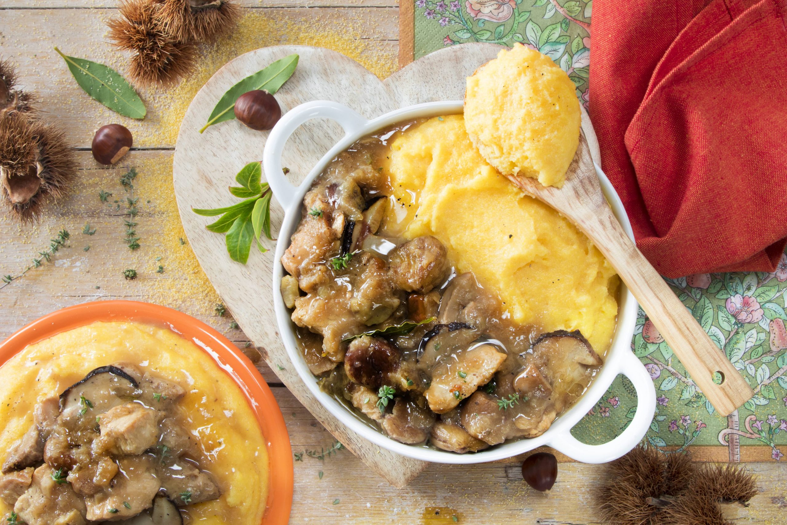 Polenta con spezzatino di pollo, funghi e castagne Ricetta Polenta Valsugana